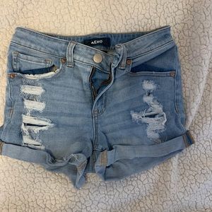 Light washed shorts